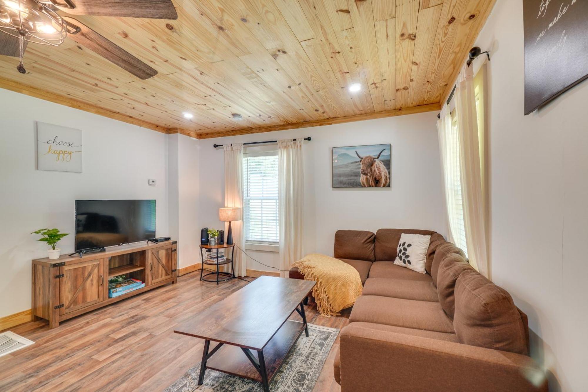 Villa Creekside Ranch With Porch About 2 Mi To Pkwy Pigeon Forge Exterior foto